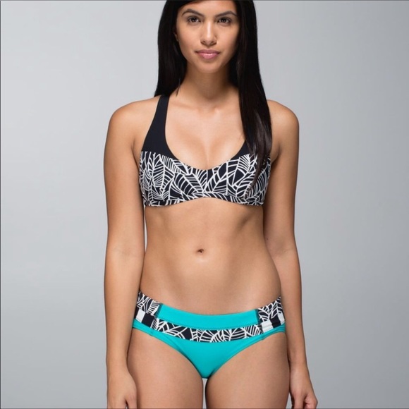 EUC Lululemon Shanti Surf Swim Top